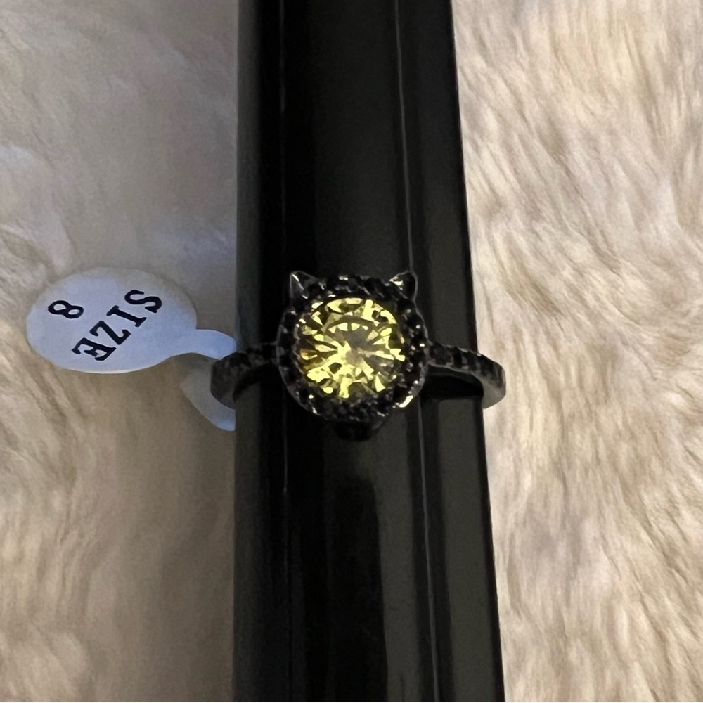 Fragrant Jewels Black Cat Ring Size 8
